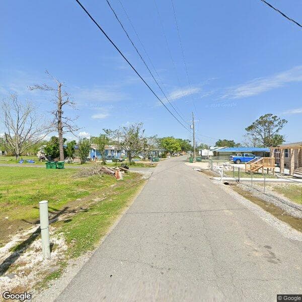 Raceland-Triple Oaks St