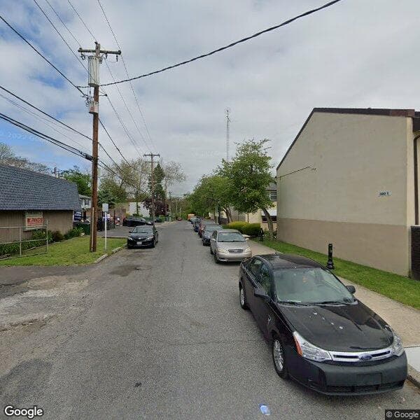 Holmecrest Apartments