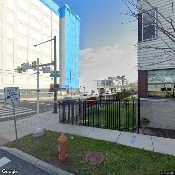 New Courtland Apartments At Allegheny