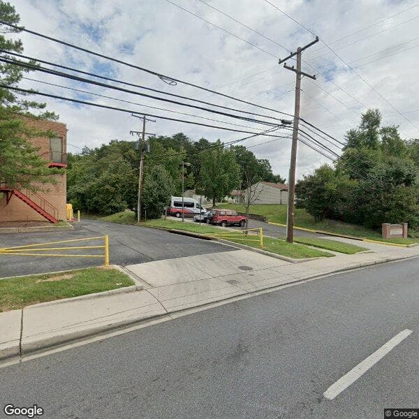 Rollingcrest Village