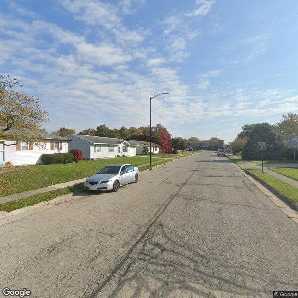 Hilltop Man Parkside Vill